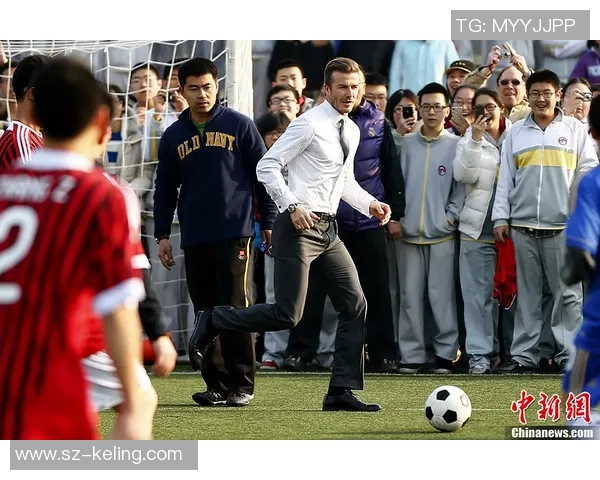 足球球星背后的友谊圈揭秘 谁是他们最亲密的朋友与支持者